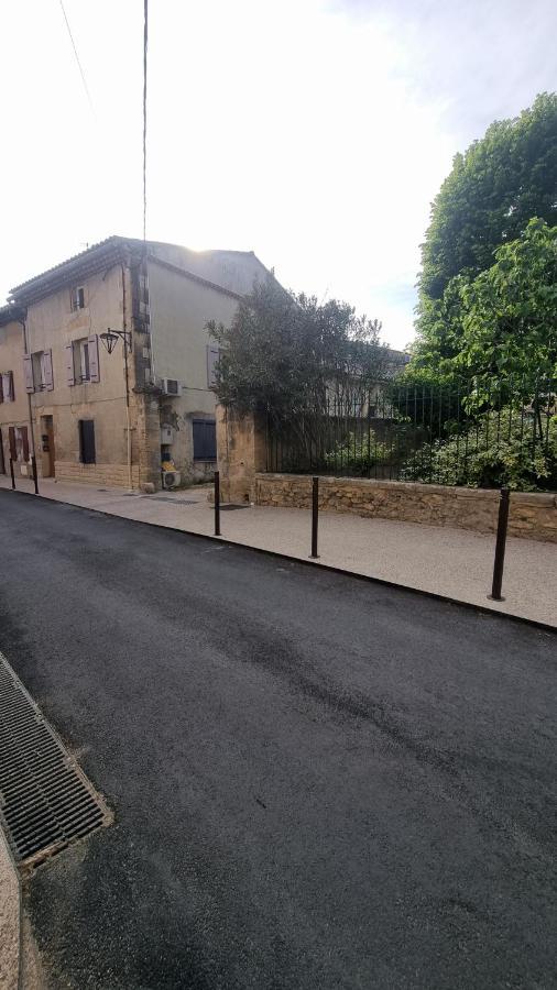 En Plein Coeur De Pelissanne - 55 M2 Renoves - Avec Parking Apartman Kültér fotó